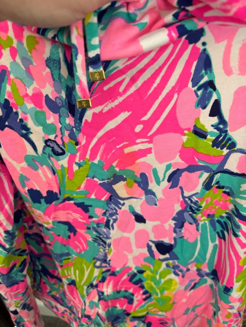 Lilly Pulitzer Giraffe funnel neck pullover - Picture 4 of 4